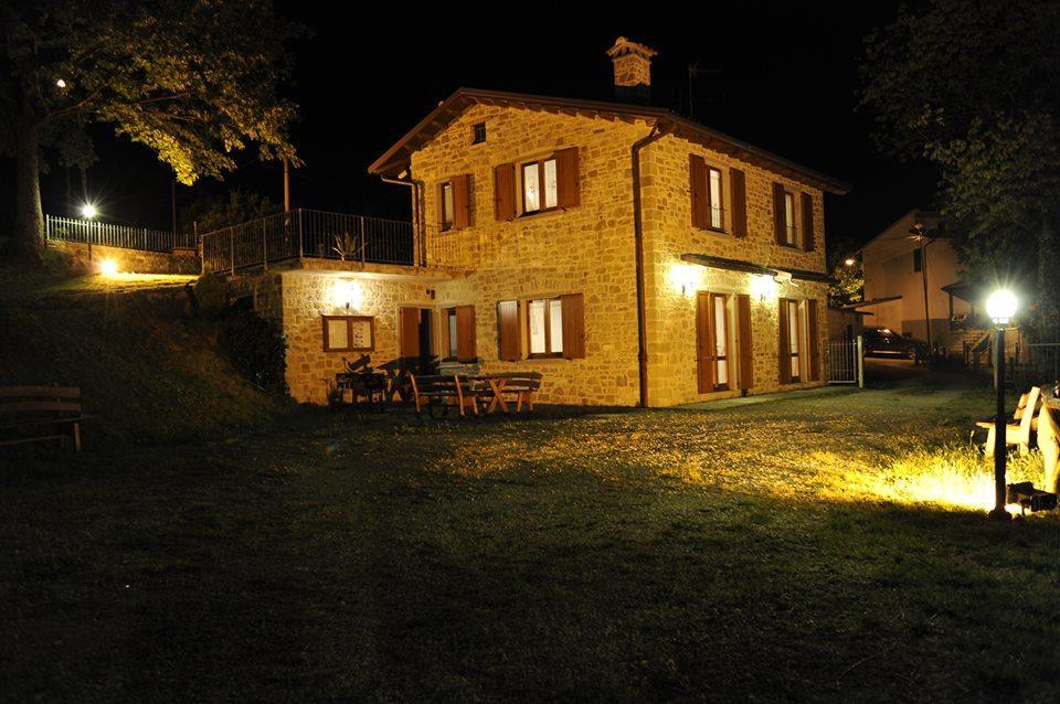 Agriturismo Il Falco Del Monte Fumaiolo Alfero Exterior photo